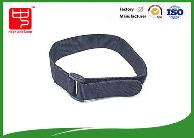 La sangle en nylon noire de longueur de la largeur 250mm des courroies 18mm de sangle amarrent des courroies