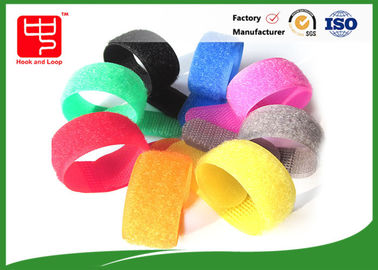 Enveloppe passionnante auto- de crochet et de câble de boucle, polyester à hautes températures de largeur des serres-câble 25mm