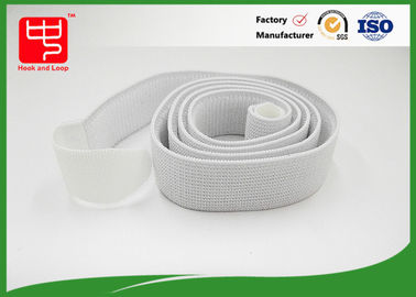 Fastener à boucle élastique pour appareils médicaux